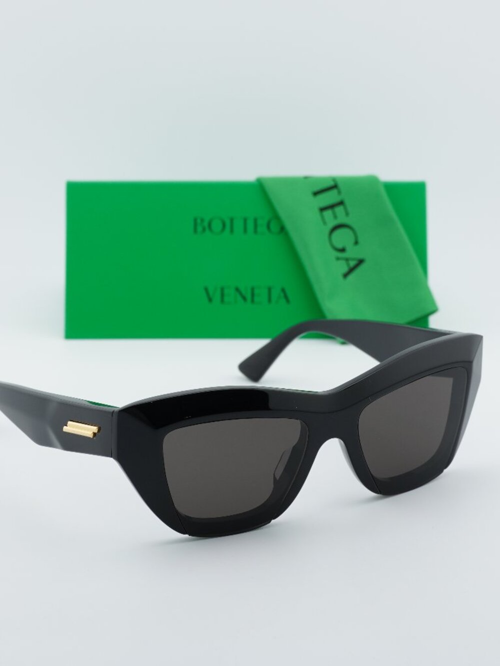 Bottega Veneta BV1218S 001 Cat Eye Sunglasses - Black / Grey